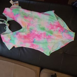 Bathing suit one peice